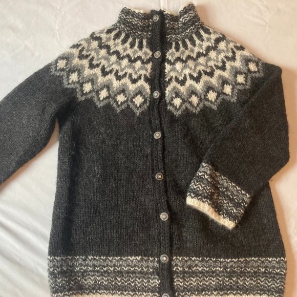 Icelandic Wool Cardigan - Picture 1 of 8